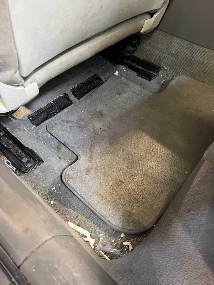 Nettoyage tapis automobile Lièpvre