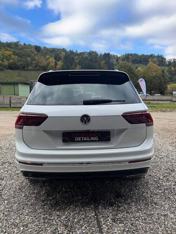 Detailing automobile Lièpvre